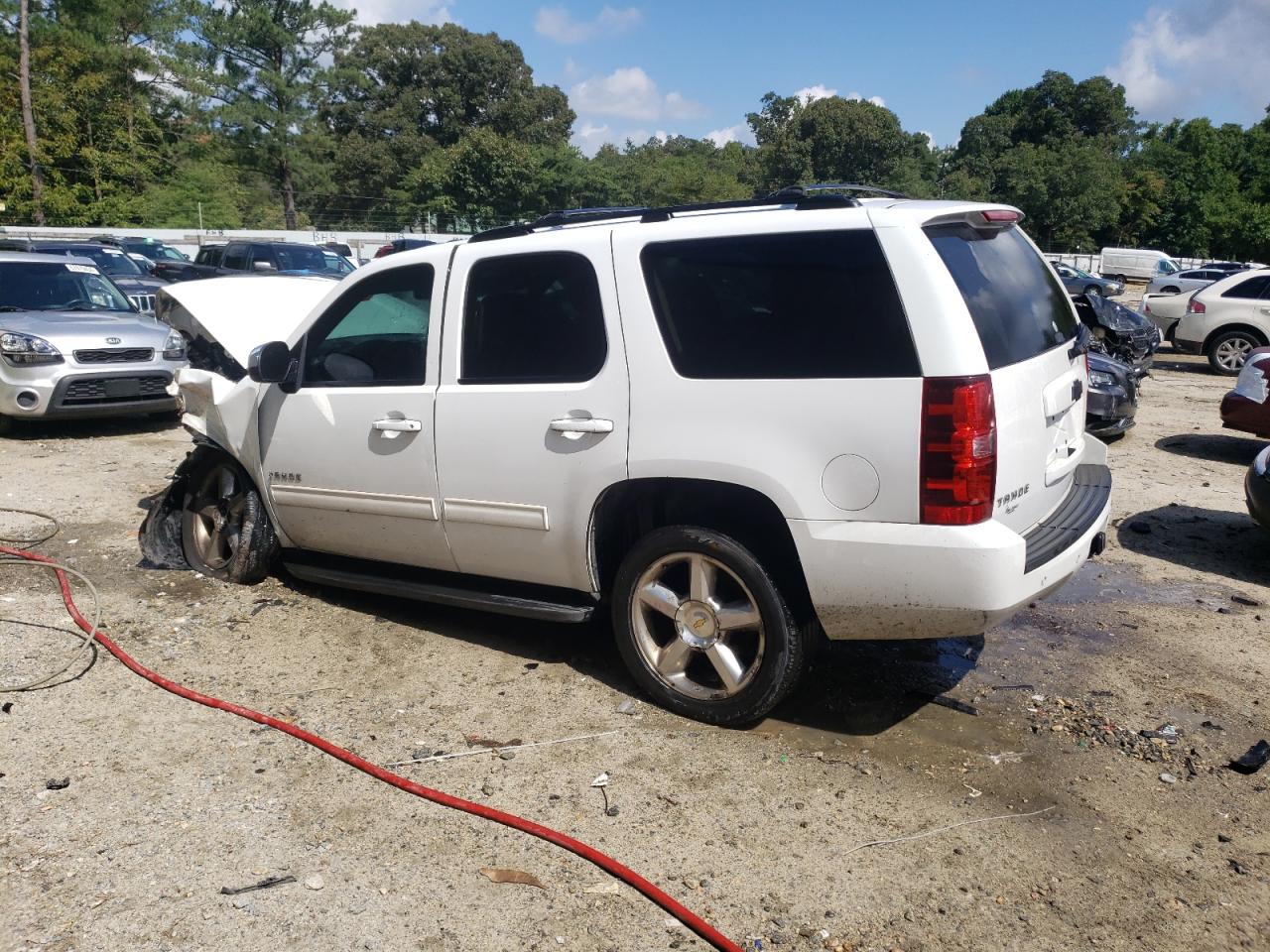 2011 Chevrolet Tahoe - Image 2