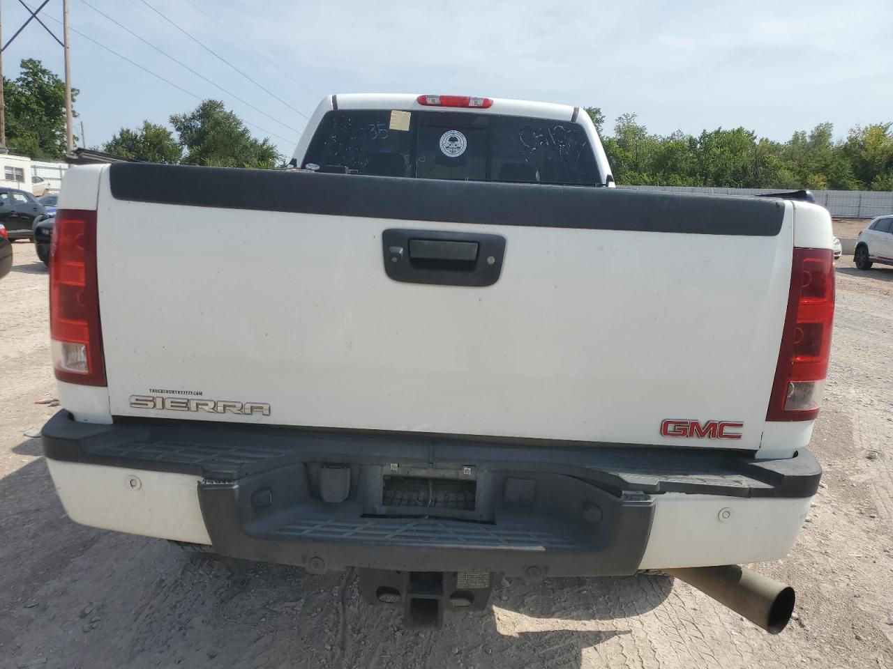 2011 GMC Sierra - Image 6