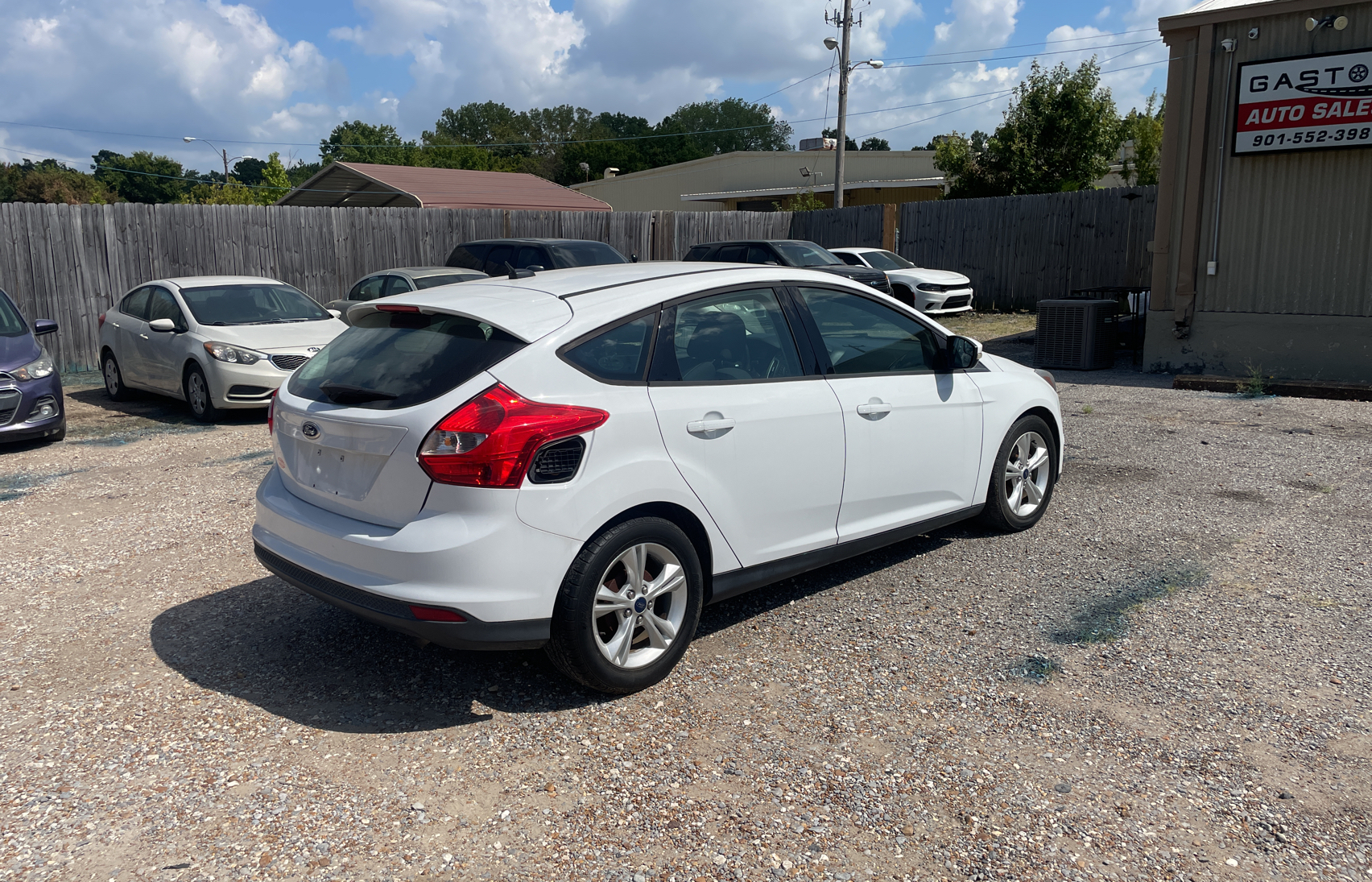 2014 Ford Focus Se vin: 1FADP3K21EL462544