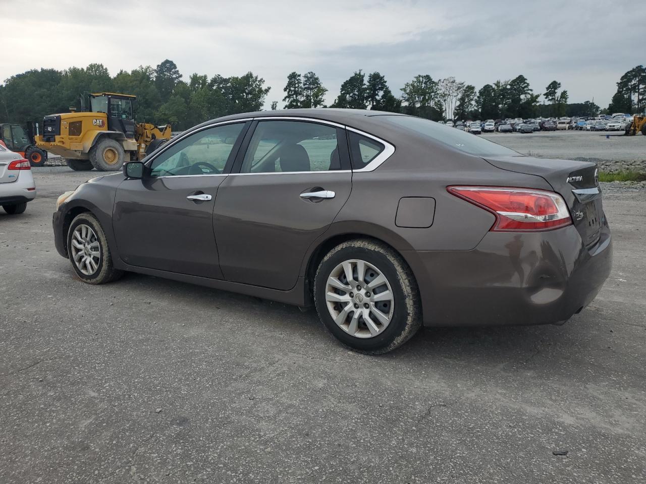 2013 Nissan Altima - Image 2