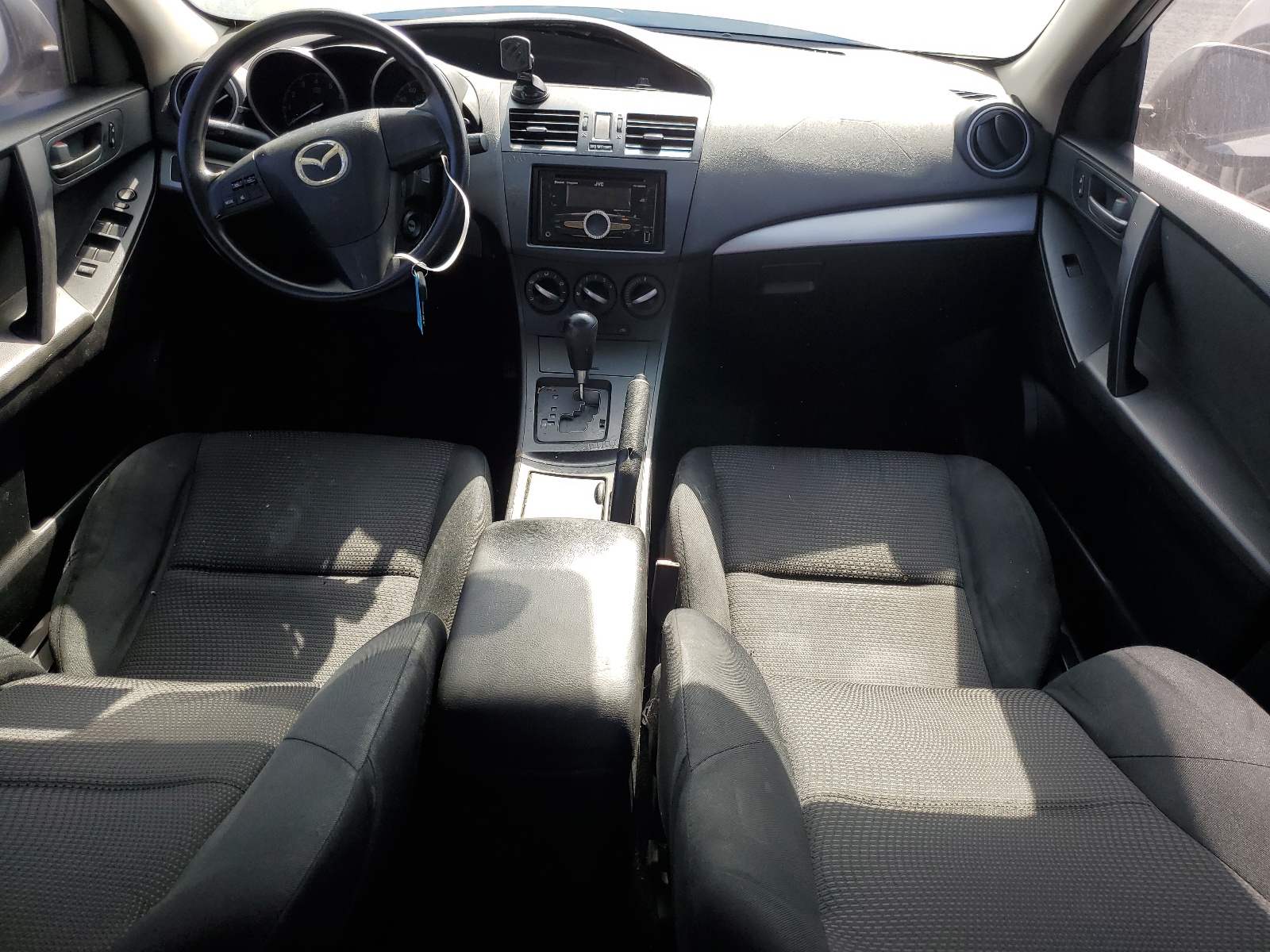 JM1BL1UG5C1570913 2012 Mazda 3 I