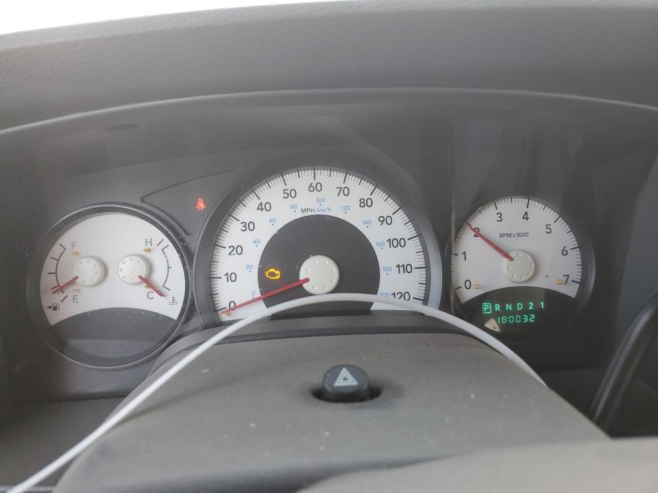 2008 Dodge Durango Sxt VIN: 1D8HB38N88F121321 Lot: 68656454