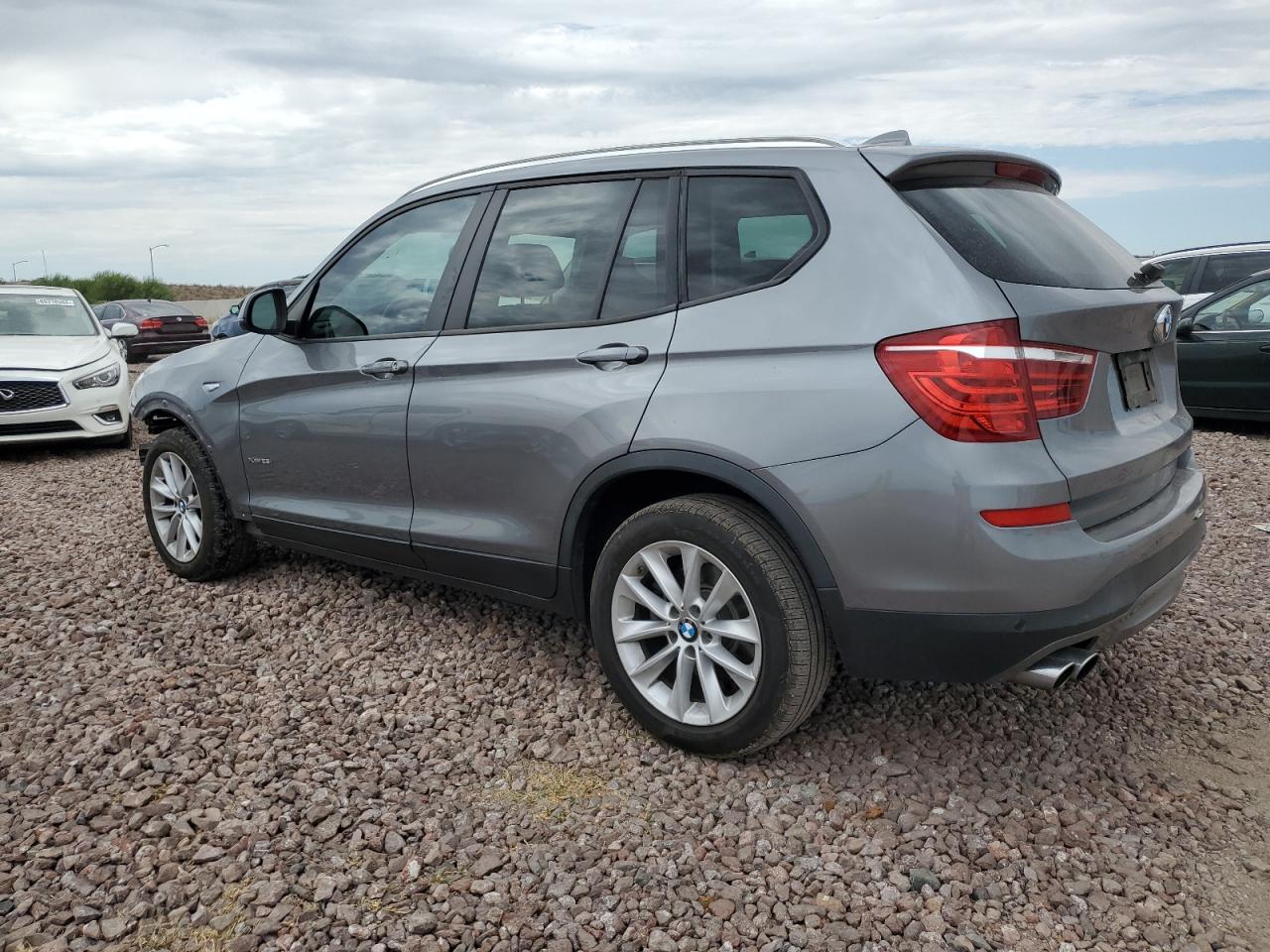 VIN 5UXWX9C55G0D71717 2016 BMW X3 no.2