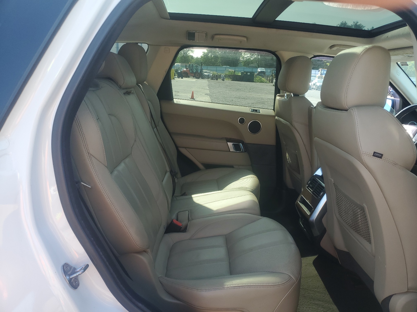 SALWG2WF1EA373572 2014 Land Rover Range Rover Sport Se