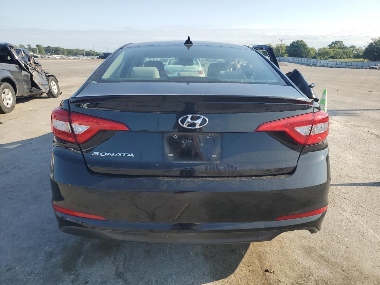 5NPE24AF6GH385927 2016 Hyundai Sonata Se