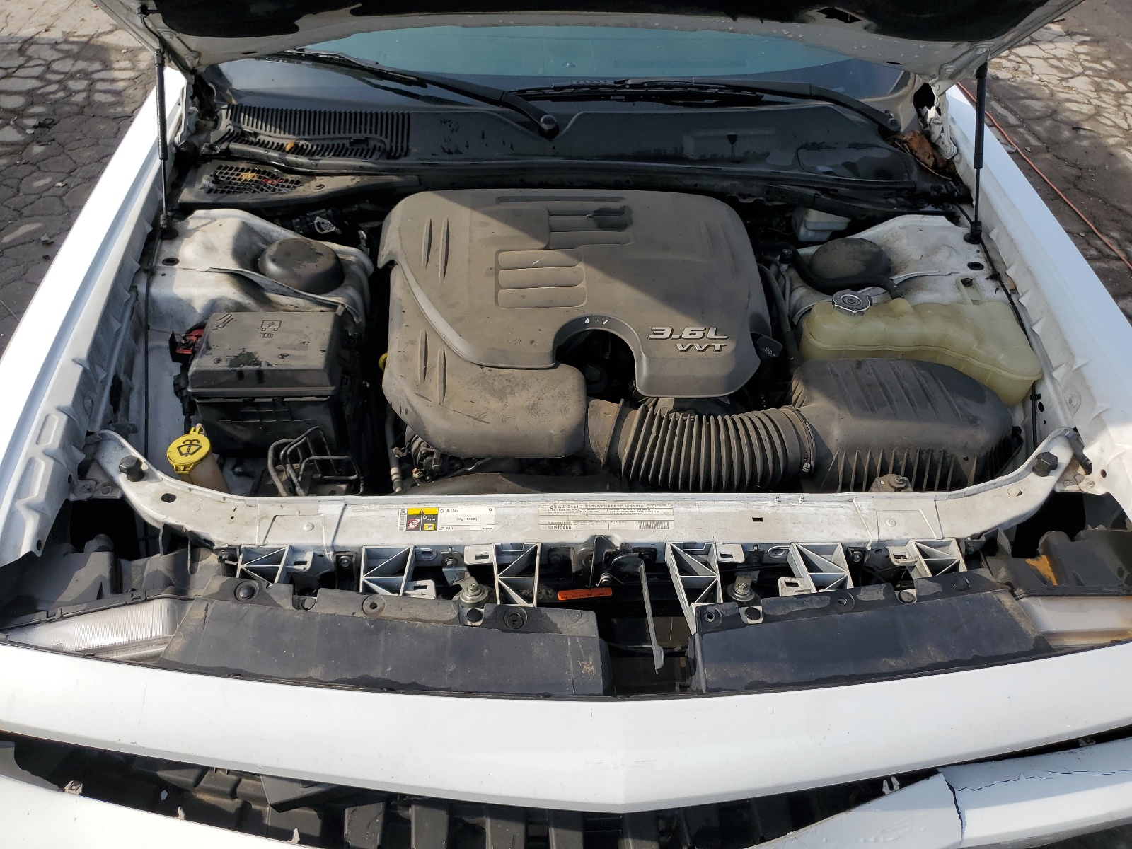 2C3CDYAG6CH268681 2012 Dodge Challenger Sxt