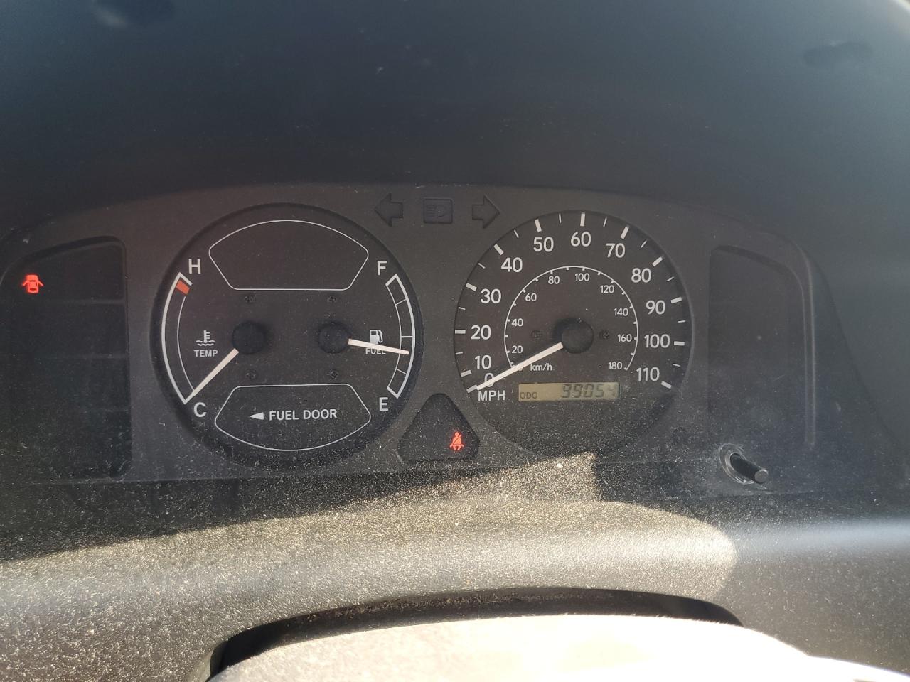 2002 Chevrolet Geo Prizm Base VIN: 1Y1SK52882Z415385 Lot: 67874624