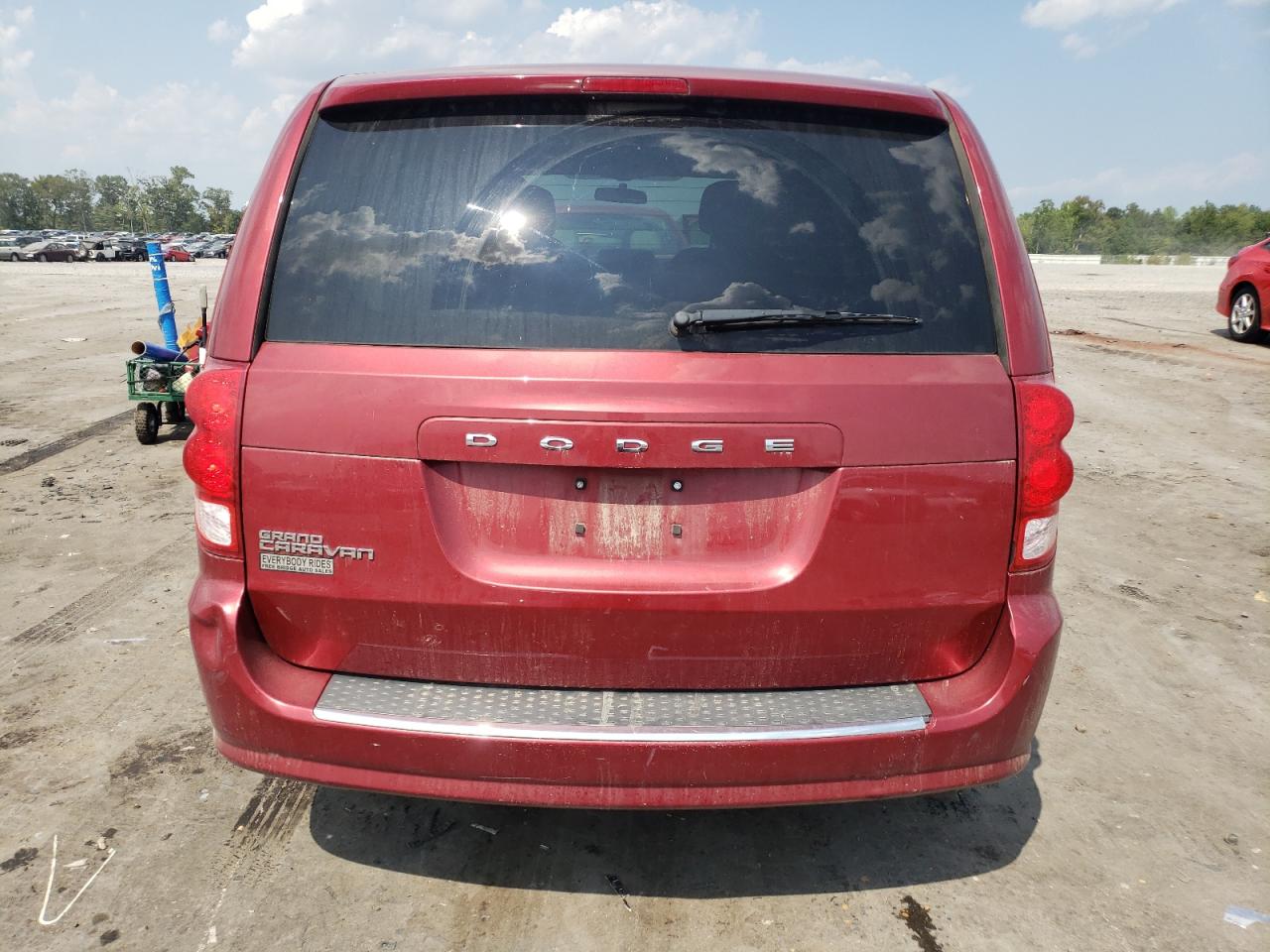 2C4RDGBG0FR615631 2015 Dodge Grand Caravan Se