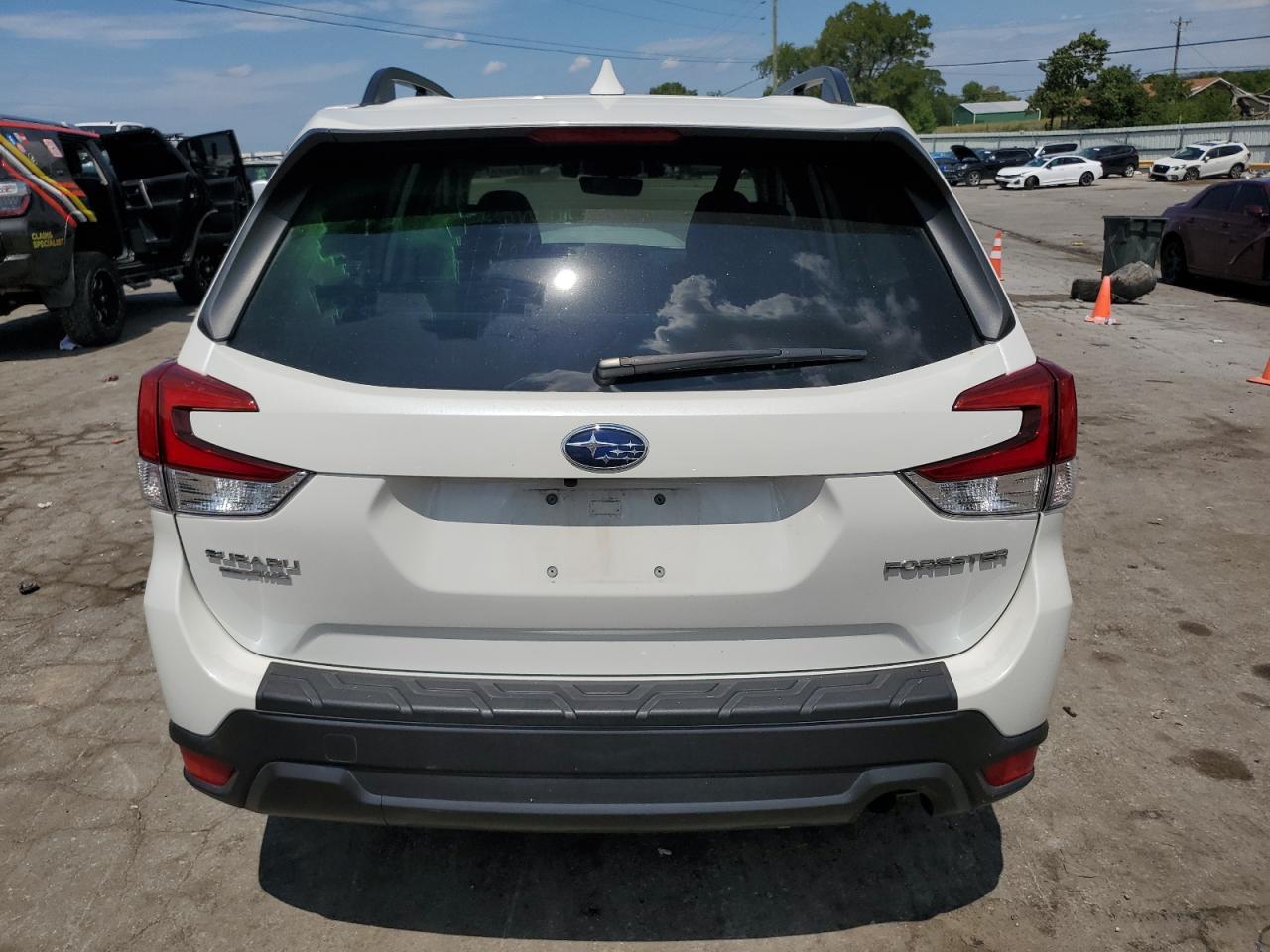 2020 Subaru Forester Premium VIN: JF2SKAJC7LH464945 Lot: 67685974