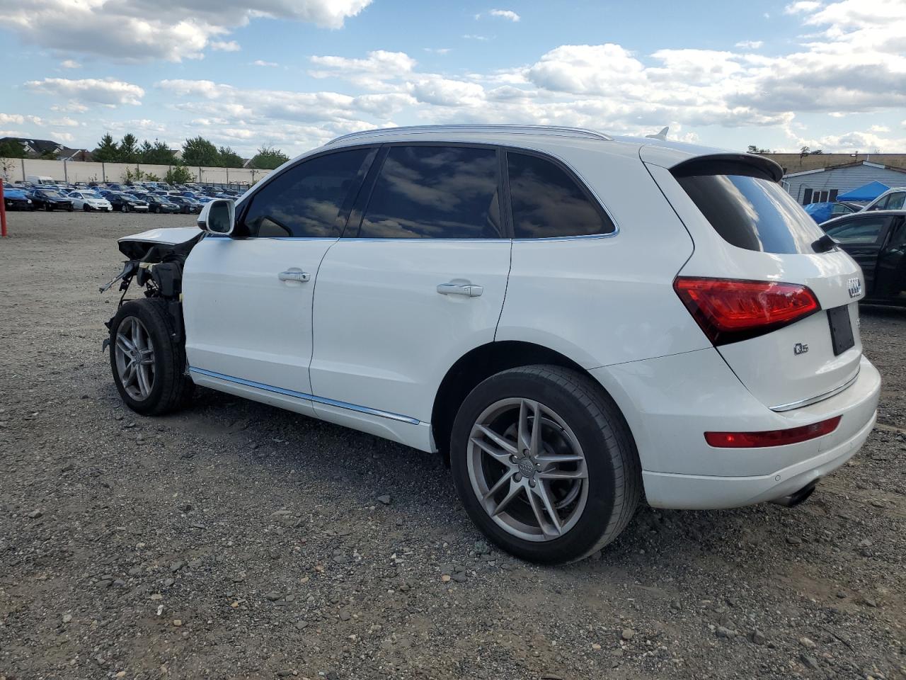 WA1L2AFPXHA085267 2017 AUDI Q5 - Image 2