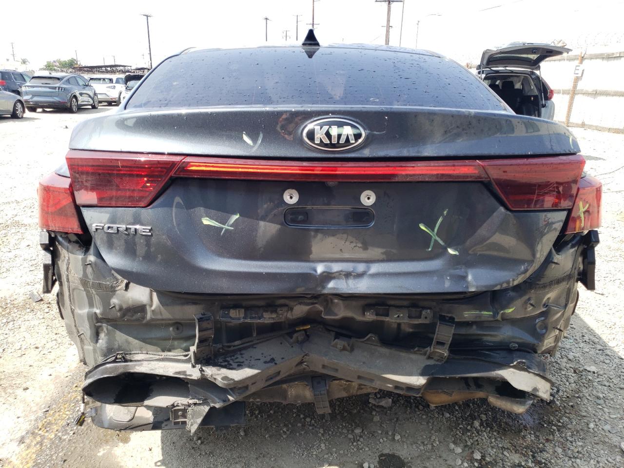 3KPF24AD2KE139571 2019 Kia Forte Fe