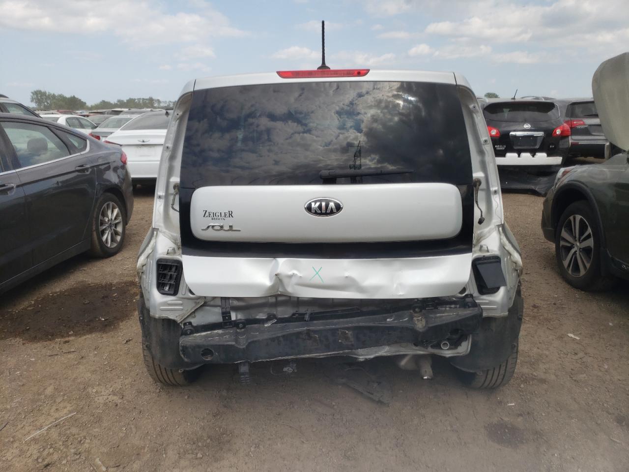 KNDJN2A20G7846776 2016 Kia Soul