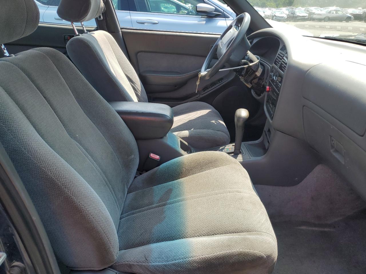 1995 Toyota Camry Le VIN: 4T1GK12E3SU082479 Lot: 65111964