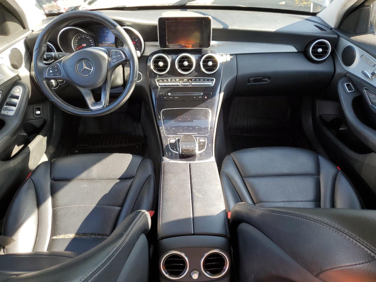 2016 Mercedes-Benz C 300 4Matic VIN: 55SWF4KB1GU118874 Lot: 68707494