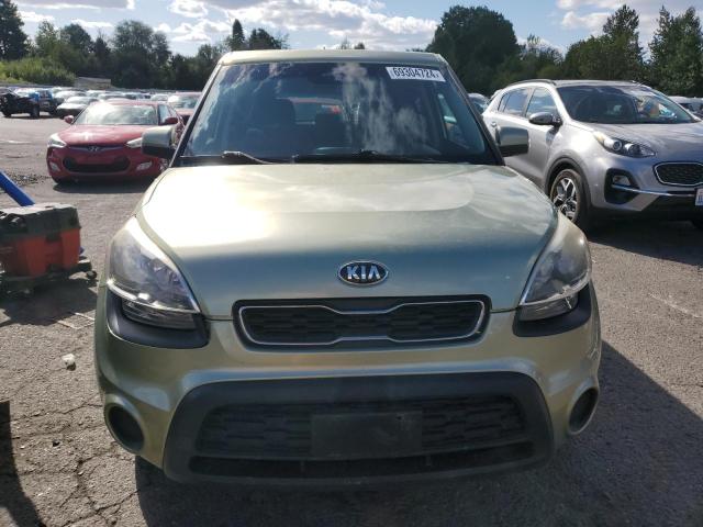  KIA SOUL 2013 Зелений