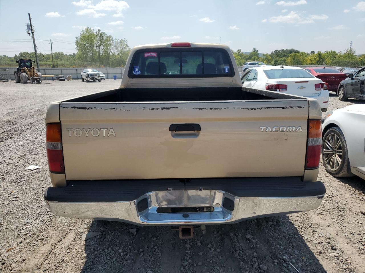 1999 Toyota Tacoma Xtracab VIN: 4TAWN72N8XZ545278 Lot: 68445744