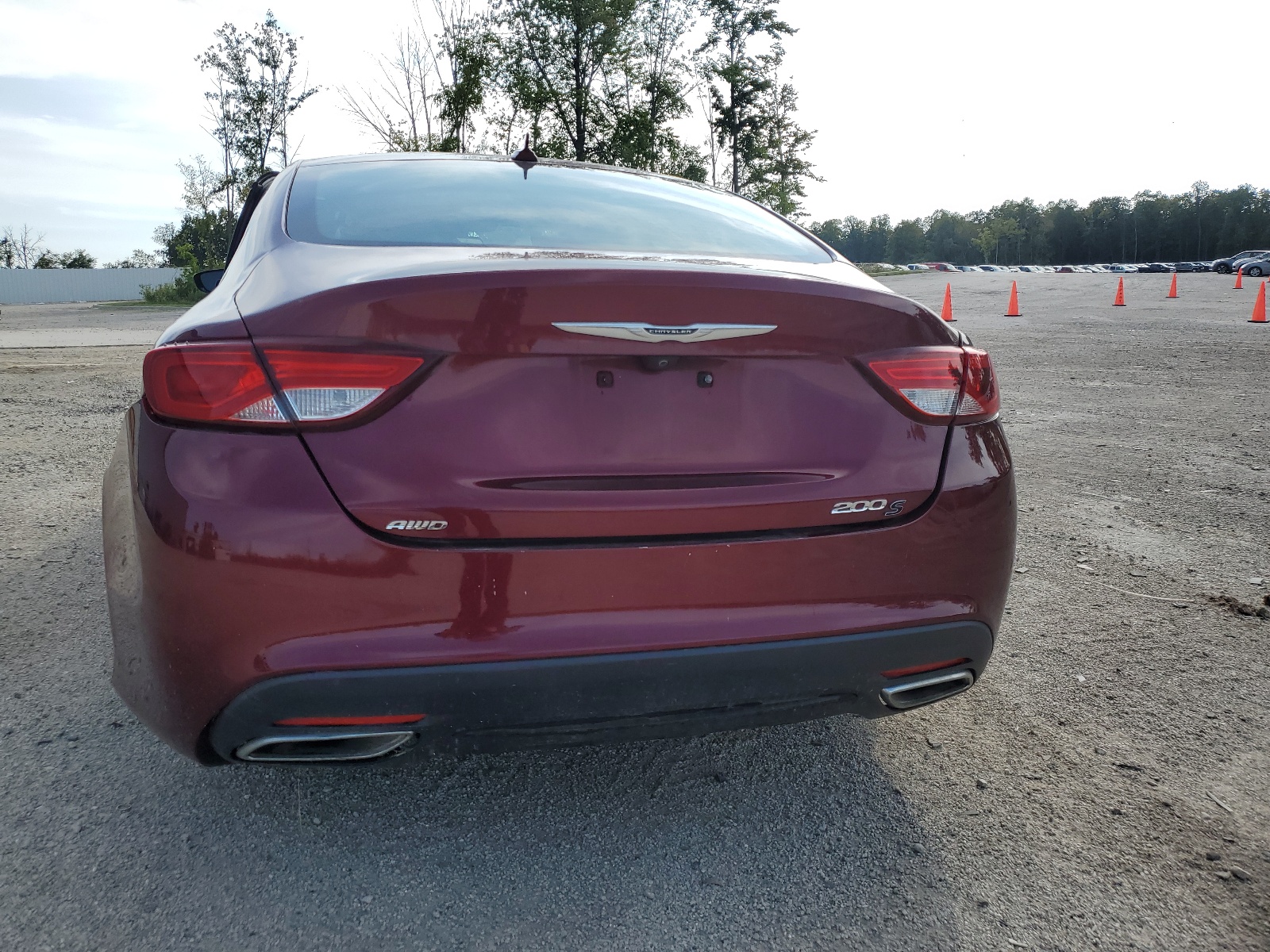 1C3CCCDG2FN543881 2015 Chrysler 200 S