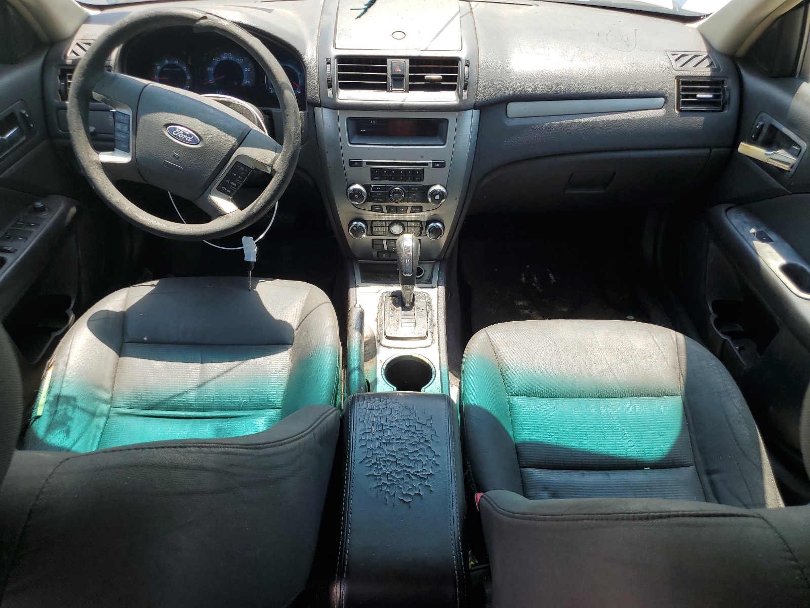 3FAHP0HA6AR307885 2010 Ford Fusion Se