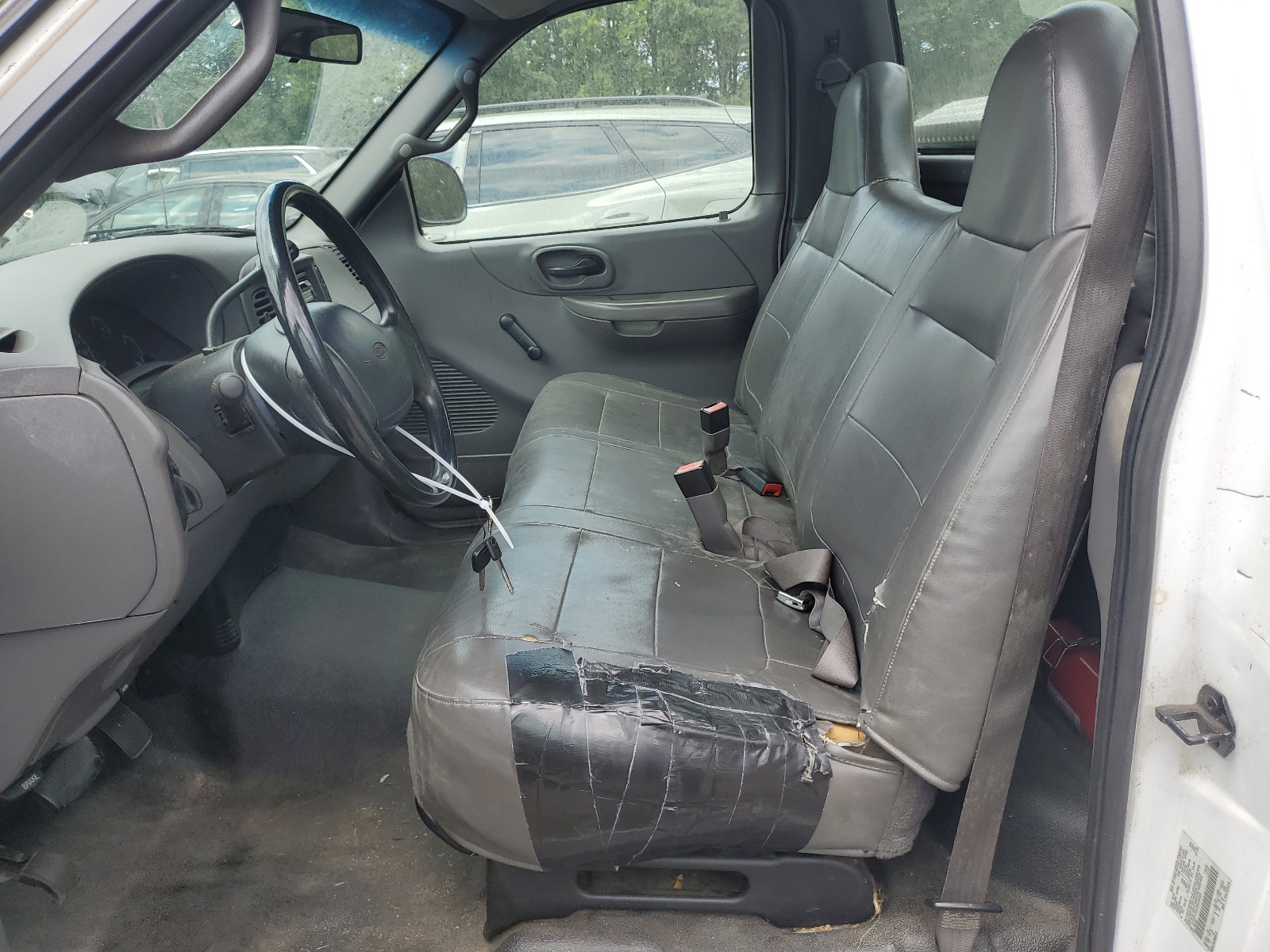 3FTZF17261MA66487 2001 Ford F150