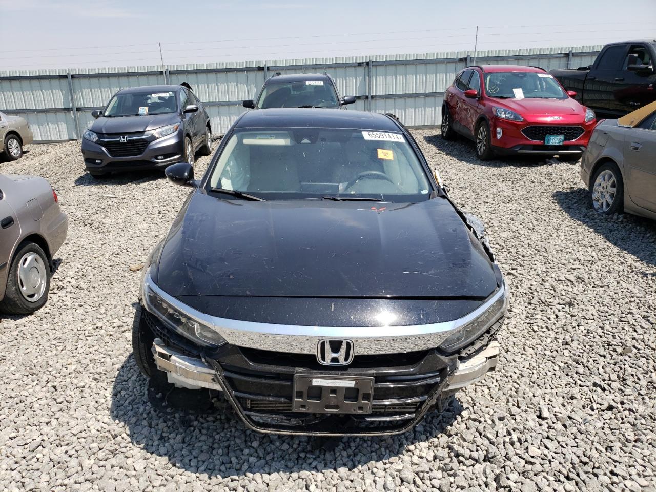 1HGCVF44JA068989 2018 Honda Accord