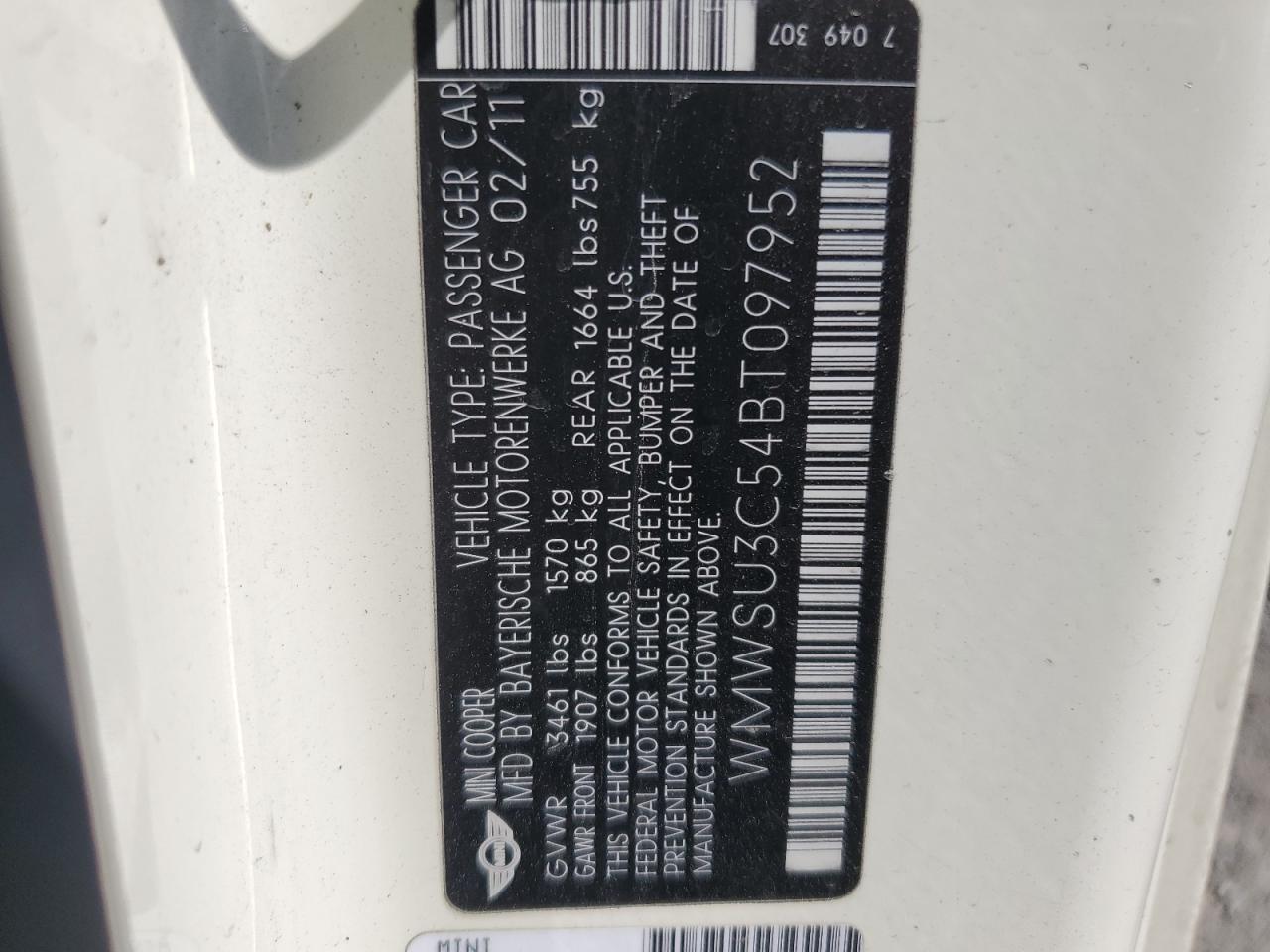 2011 Mini Cooper VIN: WMWSU3C54BT097952 Lot: 68660314