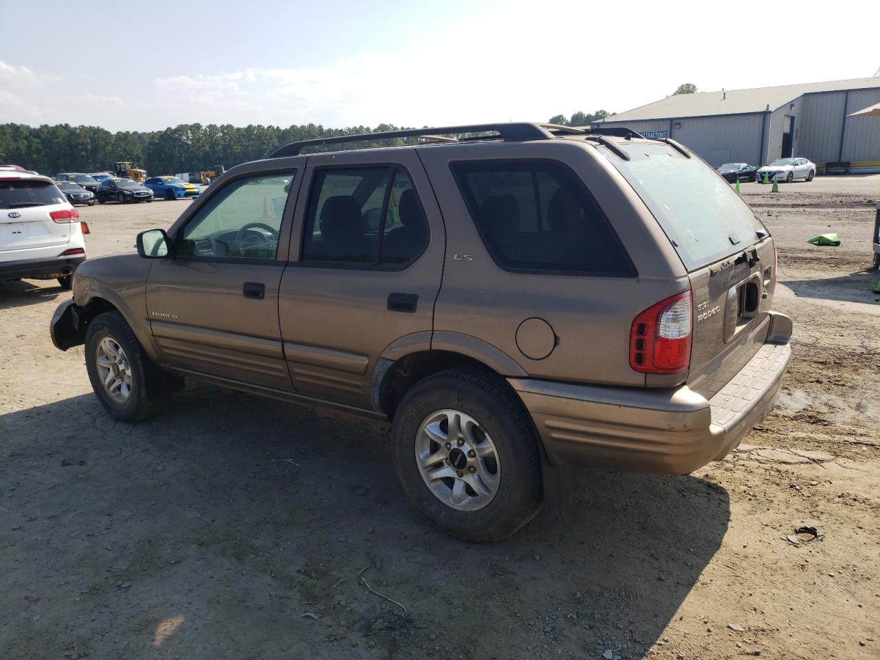 2002 Isuzu Rodeo S VIN: 4S2CK58W924327316 Lot: 68512854