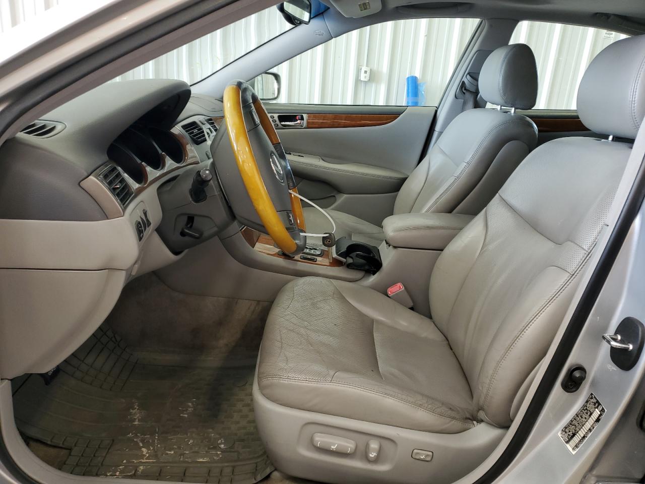 2005 Lexus Es 330 VIN: JTHBA30G155092331 Lot: 67669754