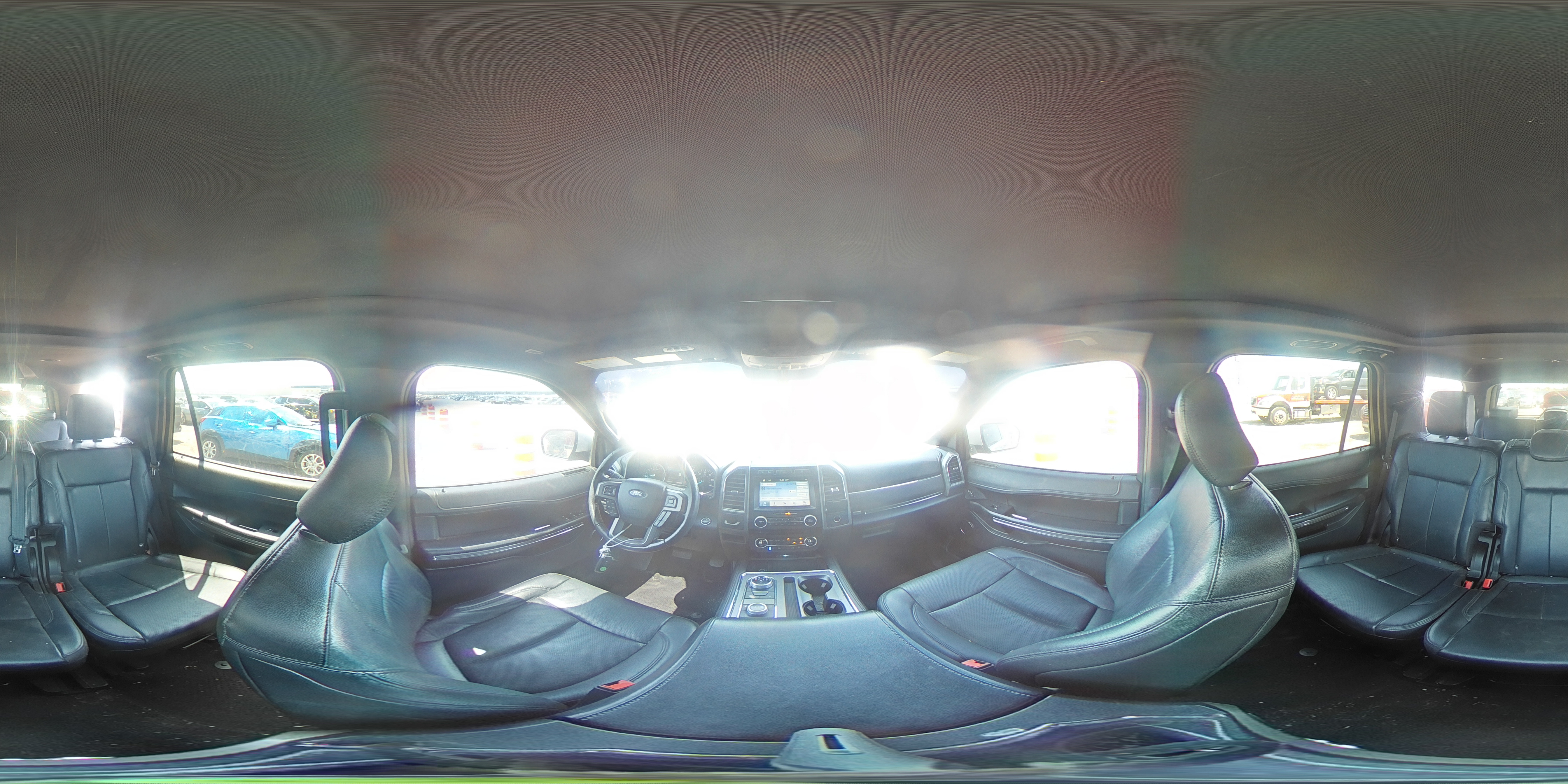 2018 Ford Expedition Xlt VIN: 1FMJU1JT0JEA00393 Lot: 63140954