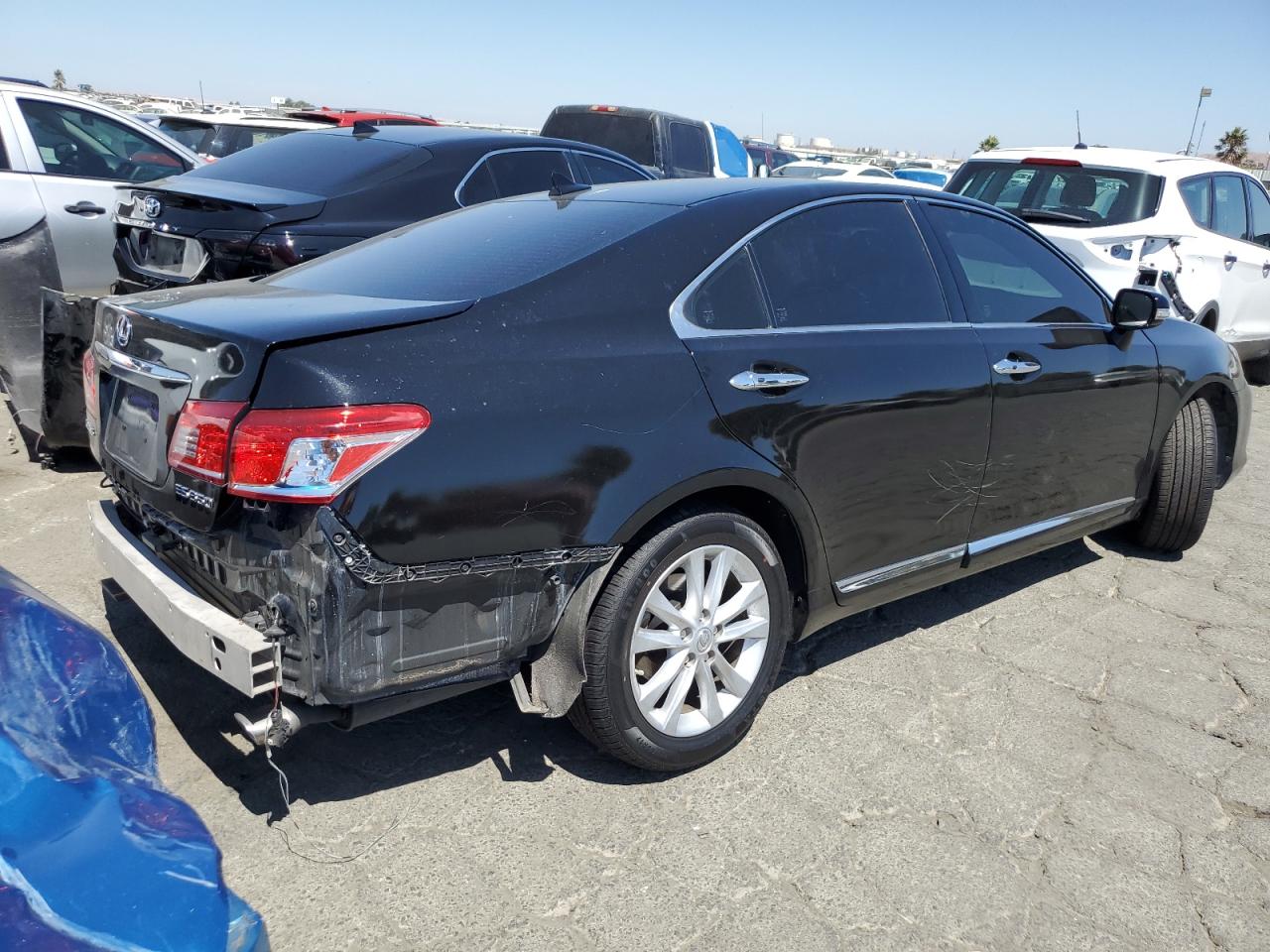 2010 Lexus ES - Image 3