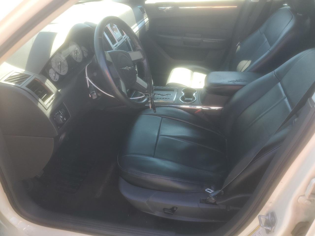 2009 Chrysler 300 Touring VIN: 2C3KA53V69H545689 Lot: 67582194