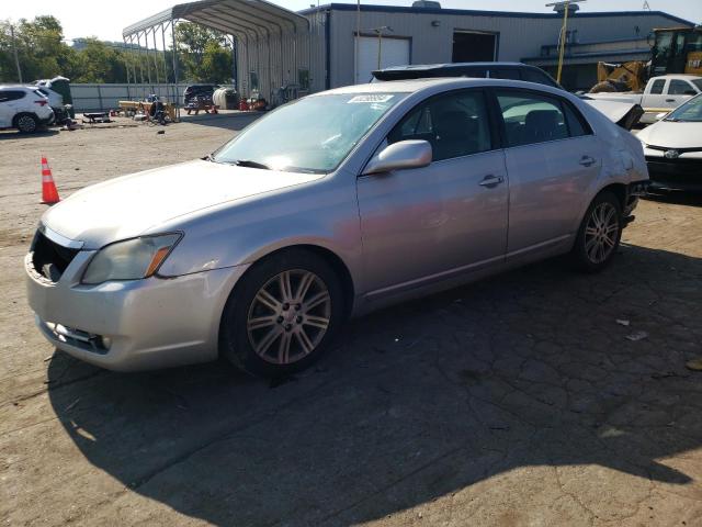 2005 Toyota Avalon Xl