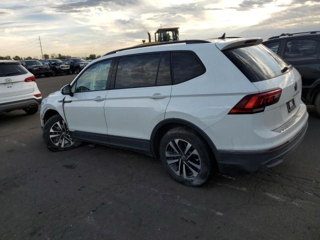 3VV0B7AXXNM117721 Volkswagen Tiguan S 2