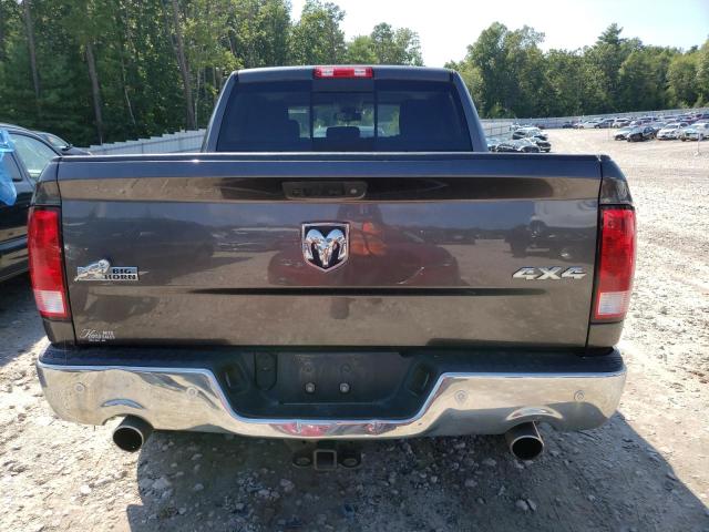 Pickups RAM 1500 2016 Szary