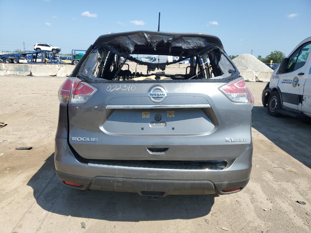 2015 Nissan Rogue S VIN: 5N1AT2MV4FC778785 Lot: 67880214