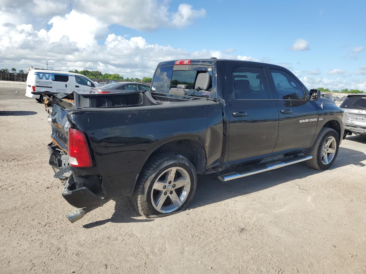 2012 Dodge Ram 1500 Sport VIN: 1C6RD7MT6CS327690 Lot: 65921394