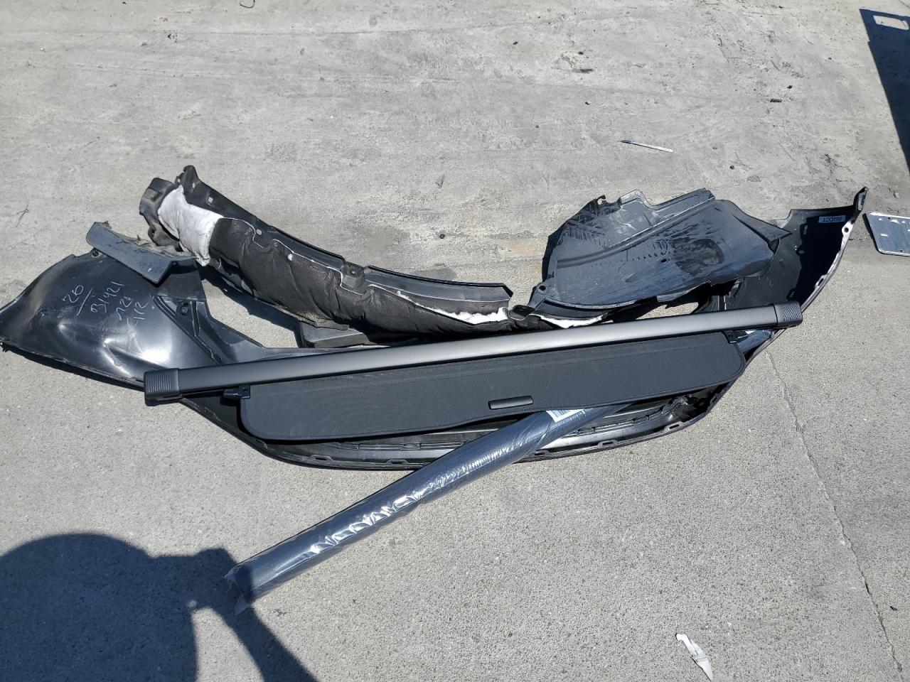 2016 Honda Cr-V Touring VIN: 5J6RM3H96GL010700 Lot: 65937854