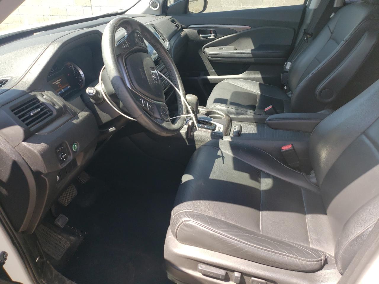 2HKRW1H81HH520230 2017 Honda Cr-V Exl