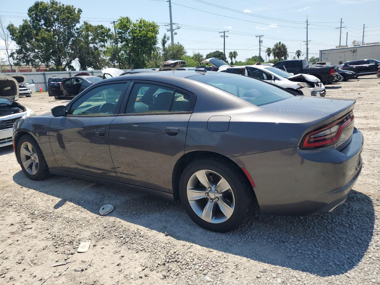 2C3CDXHG0GH187536 2016 DODGE CHARGER - Image 2