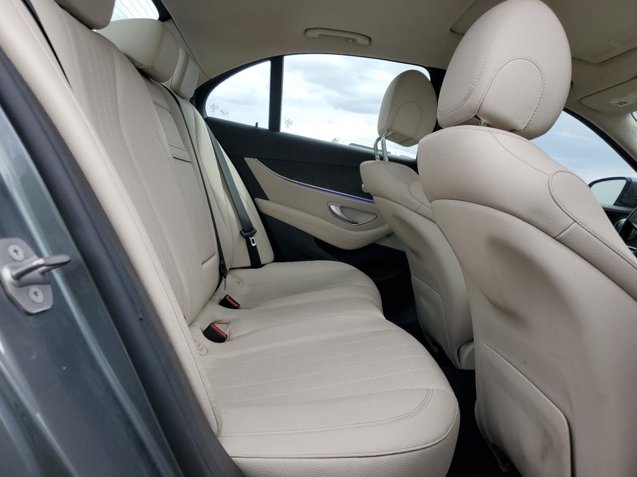 2017 Mercedes-Benz E-klasse - Image 10