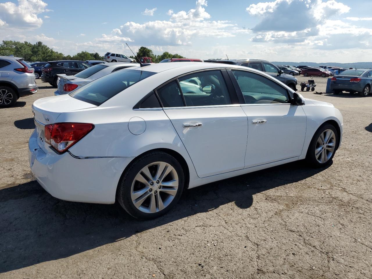 2012 Chevrolet Cruze - Image 3