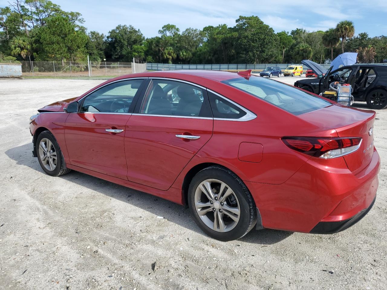 5NPE34AF2KH737293 2019 HYUNDAI SONATA - Image 2