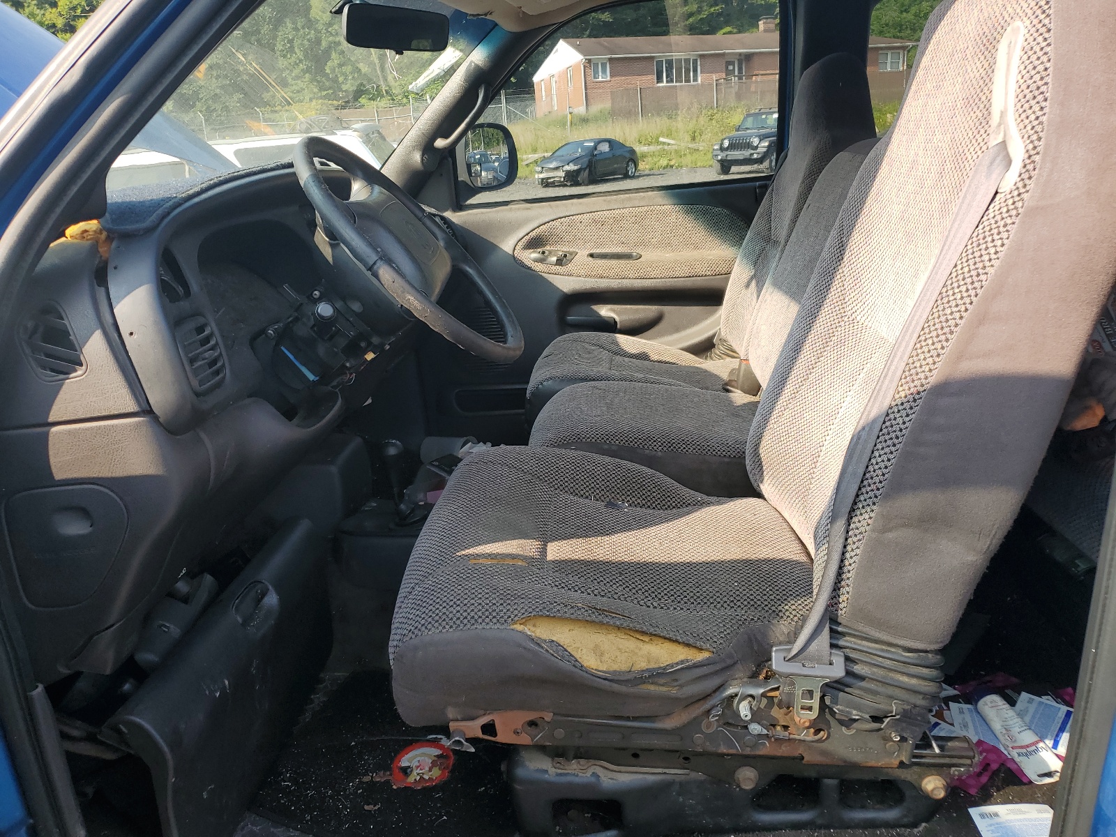 3B7HF13Y8XG236619 1999 Dodge Ram 1500