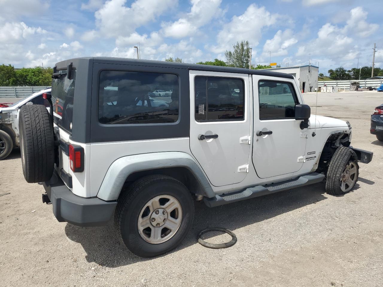 2012 Jeep Wrangler Unlimited Sport VIN: 1C4BJWDG1CL141372 Lot: 65678744