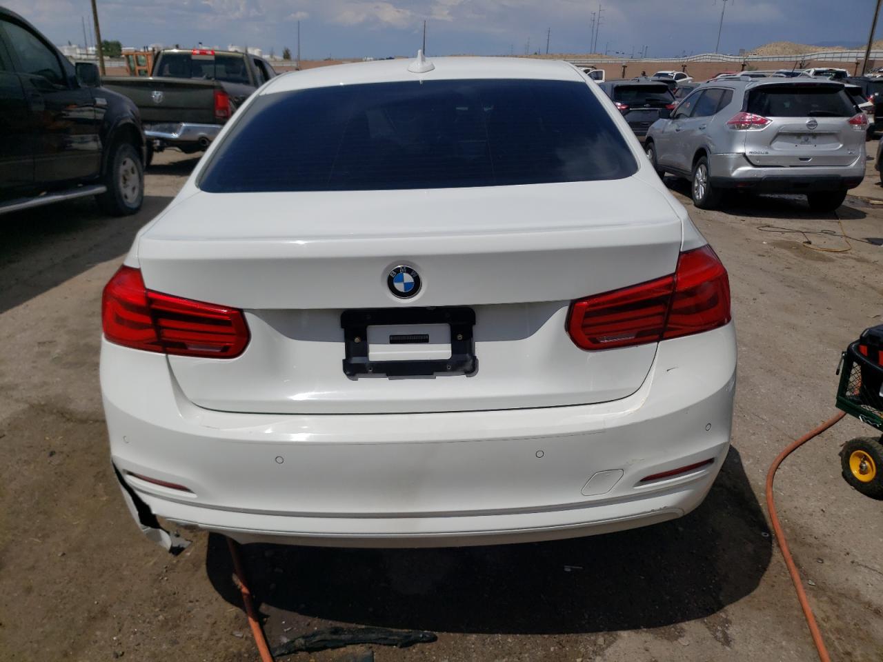 2017 BMW 320 I VIN: WBA8E1G39HNU18563 Lot: 66371824