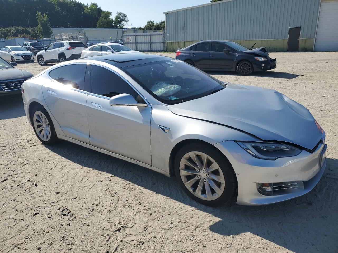 5YJSA1E21JF268824 2018 Tesla Model S