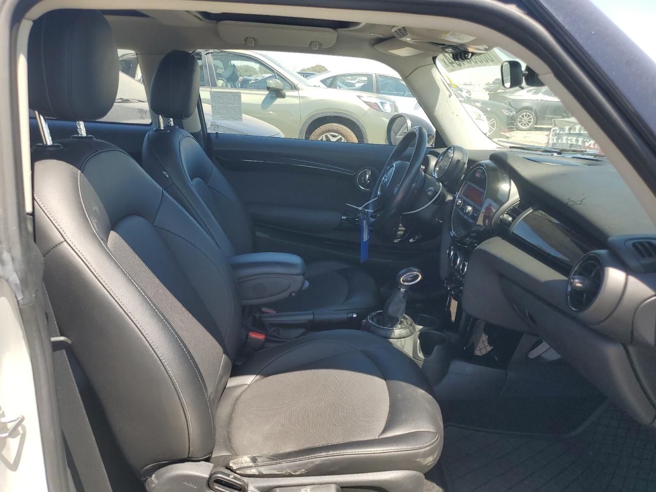 2016 Mini Cooper VIN: WMWXP5C57GT739306 Lot: 66038404