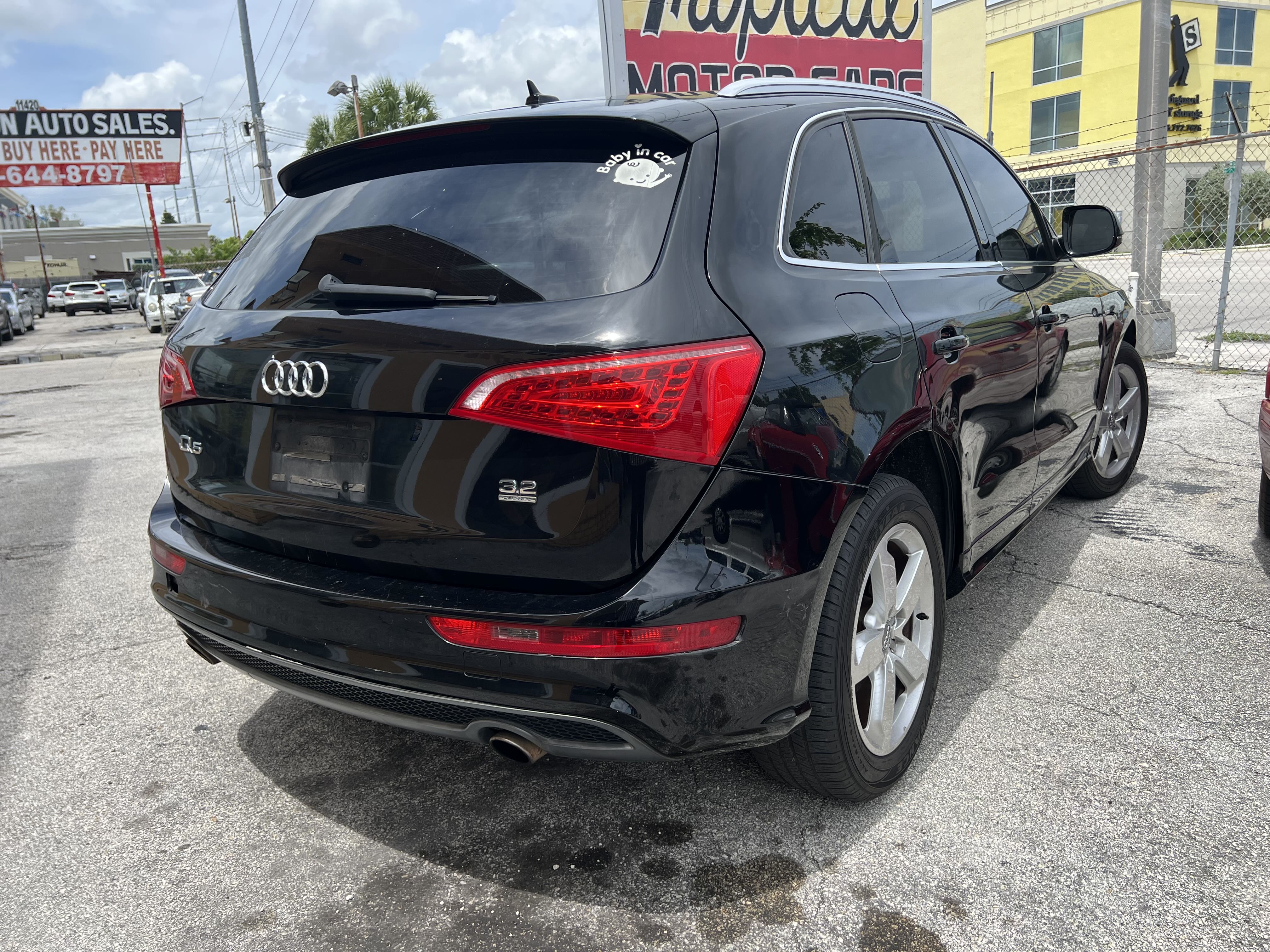 2012 Audi Q5 Premium vin: WA1DKAFP7CA013861