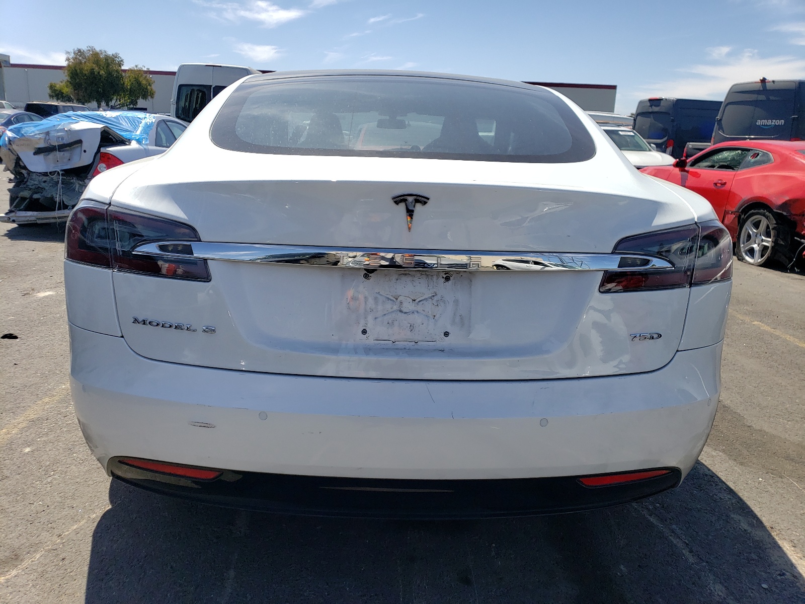 5YJSA1E24JF290686 2018 Tesla Model S