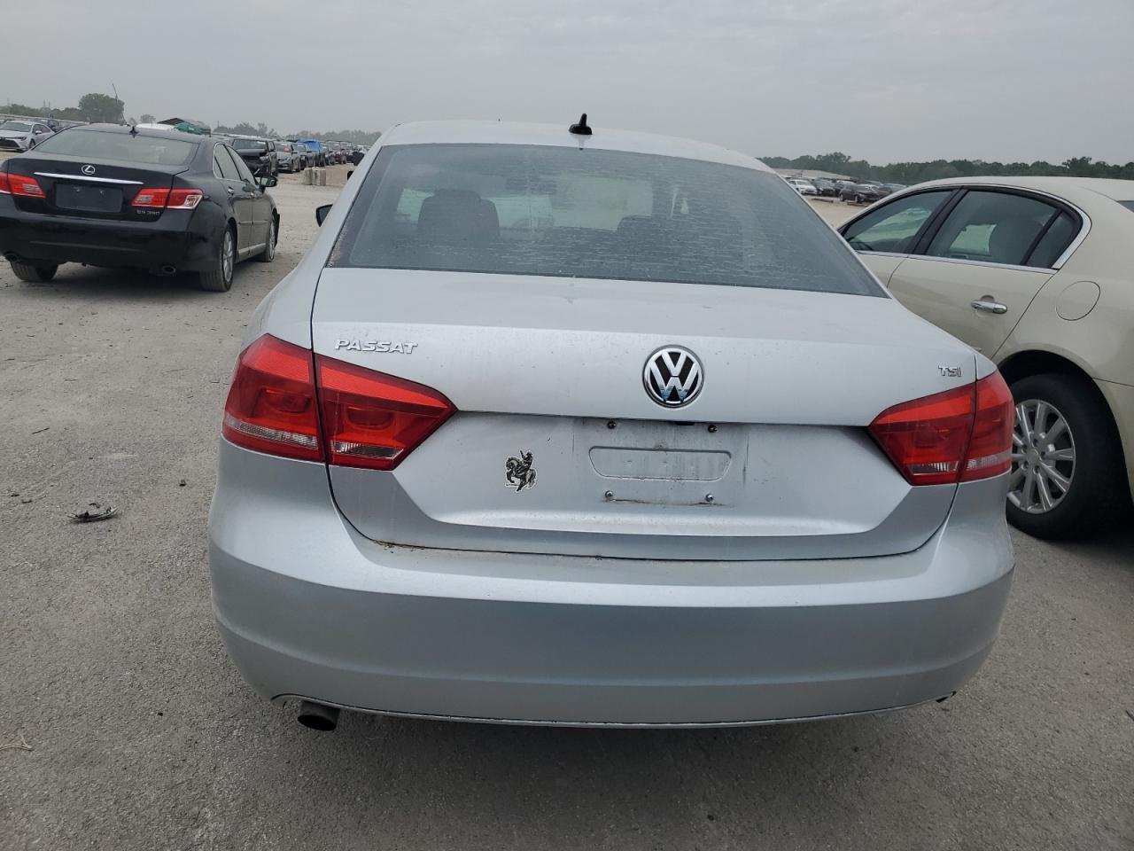 1VWAT7A37FC112960 2015 Volkswagen Passat S