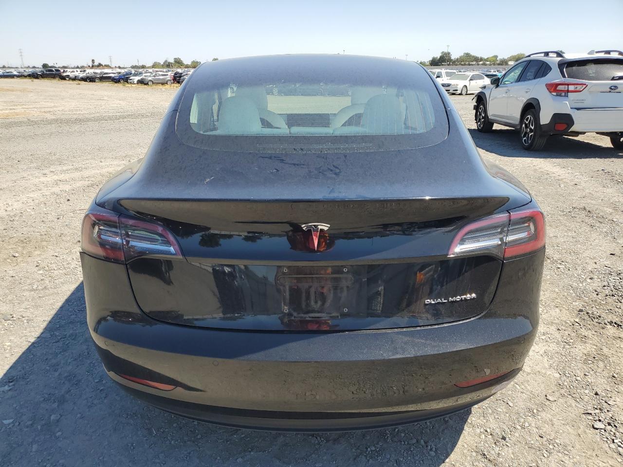 2018 Tesla Model 3 VIN: 5YJ3E1EB5JF111774 Lot: 68854984